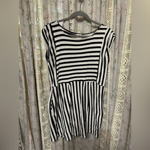 2/$28 Anthropologie By Together Black & Ivory Striped Dress w/ Pockets Medium
